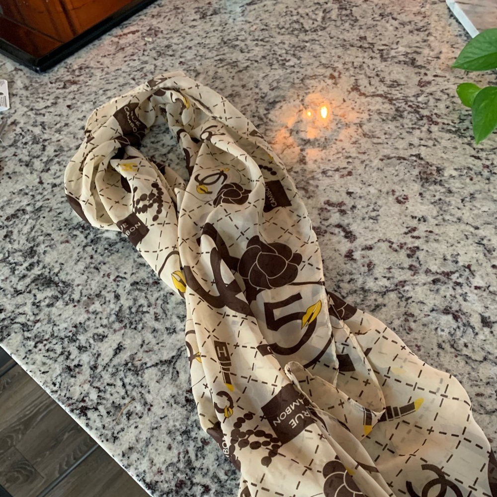 Cream and brown scarf